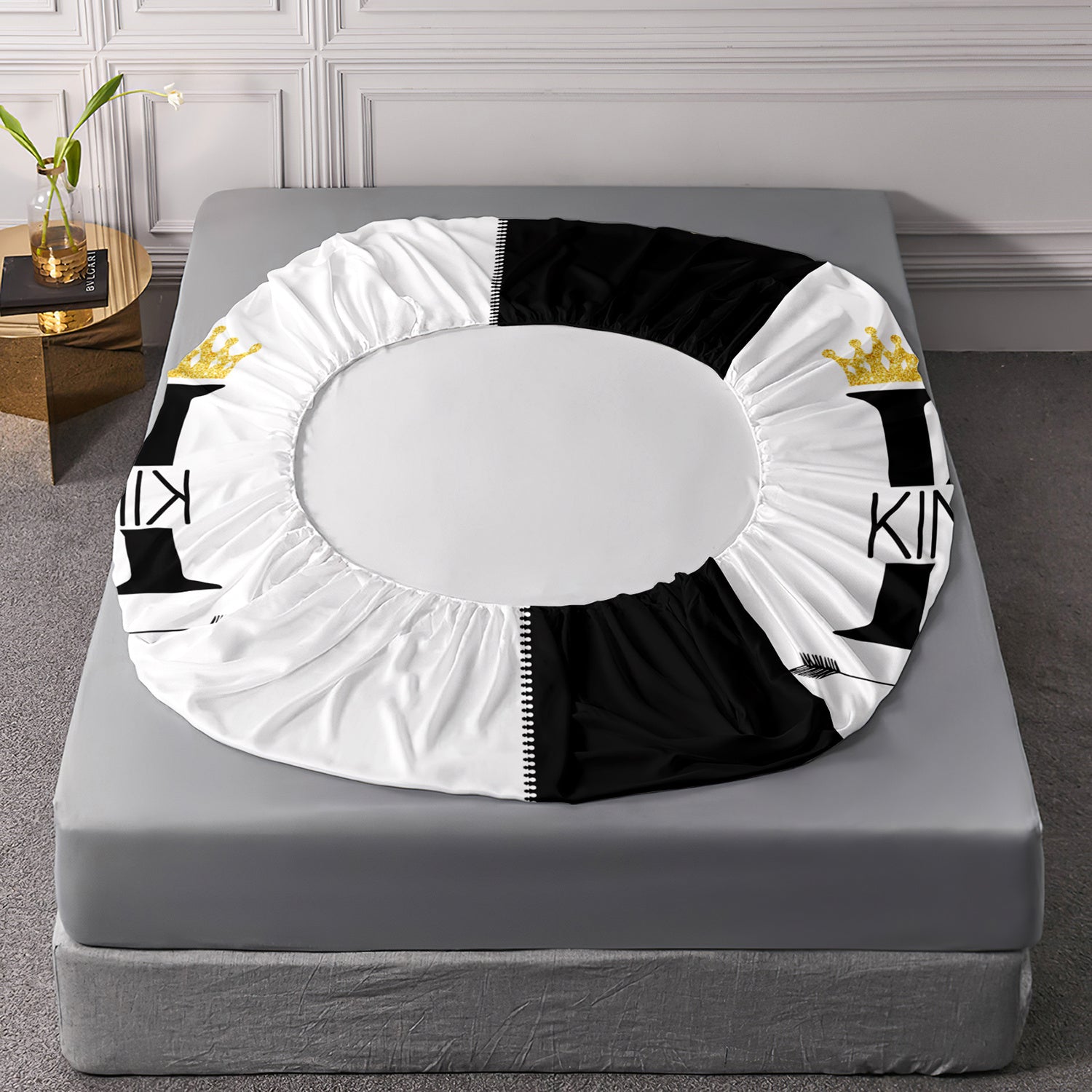 3pcs King Queen Couple Bedding Fitted Sheets Set Black White Printed Bed Sheet Set for BedroomDormitory and Guest Room DecorationKing and Queen Crown Pattern Bedding Set1 Fitted Sheet+2 Pillowcases without core